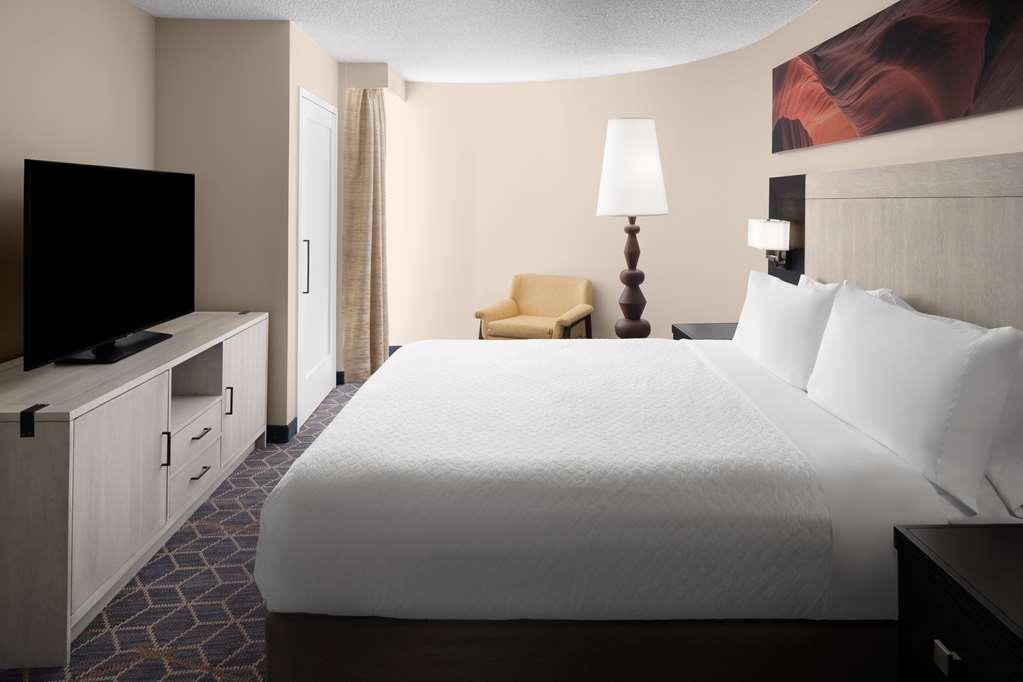 Embassy Suites By Hilton Phoenix Biltmore Bilik gambar